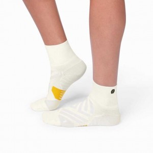 White On Mid Socks | ENQ954316