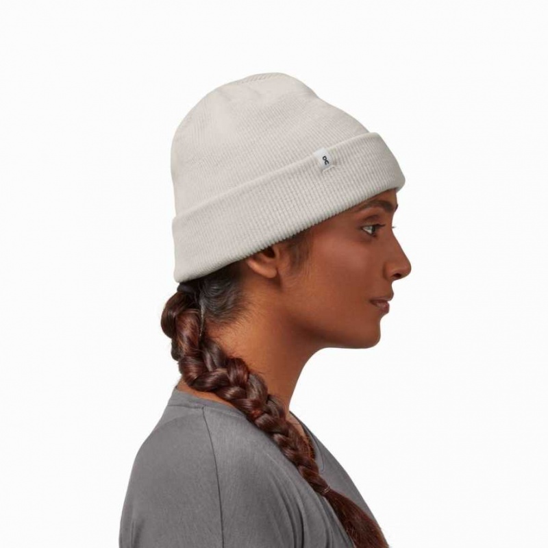 White On Merino Beanie | MBE206574